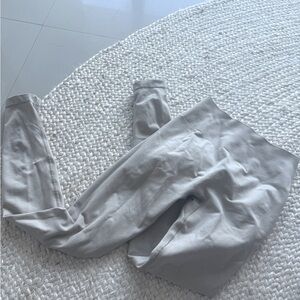 Alphalete beige legging